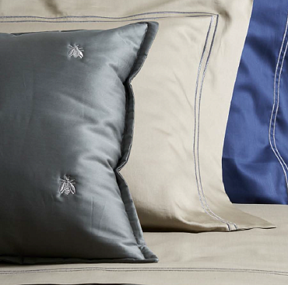 Api satin Ricami metallici светло-серая