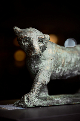 Тигренок. Скульптор Л.Т. Гадаев