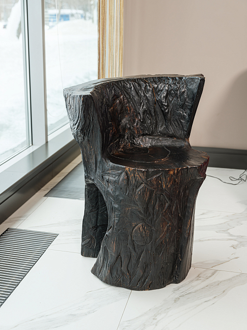 Из серии "Монголы идут". Стул №1. Николай Лавданский