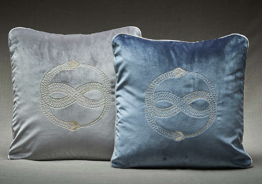 Uroboro Velvet серо-голубая