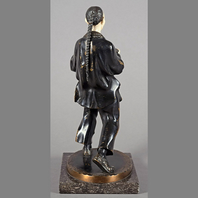 Китайский слуга. Скульптор О.Хоффманн