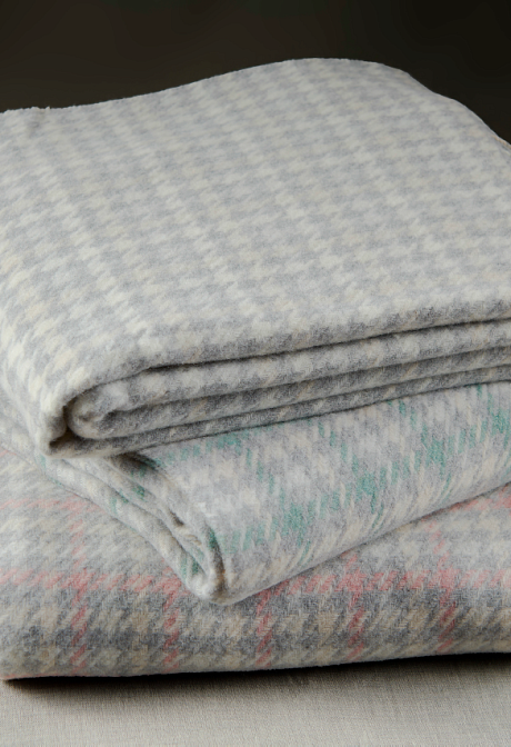 Amir pied de poule с вышивкой серый/розовый