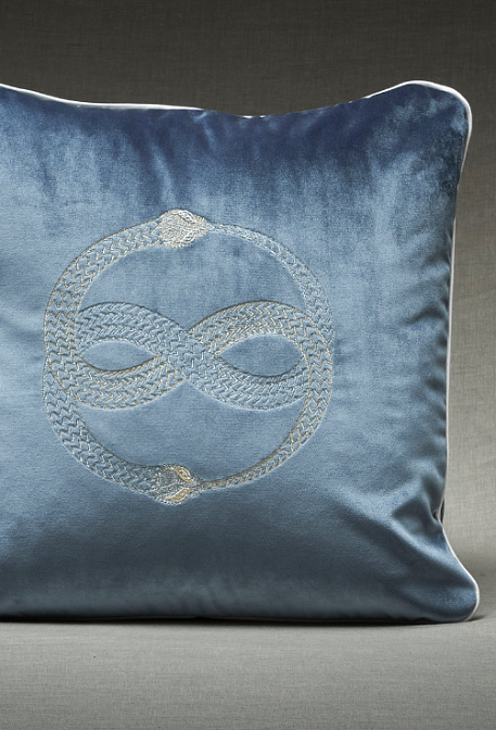 Uroboro Velvet серо-голубая