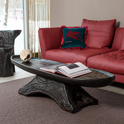 Из серии "Монголы идут". Кофейный столик. Николай Лавданский