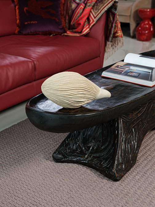 Из серии "Монголы идут". Кофейный столик. Николай Лавданский